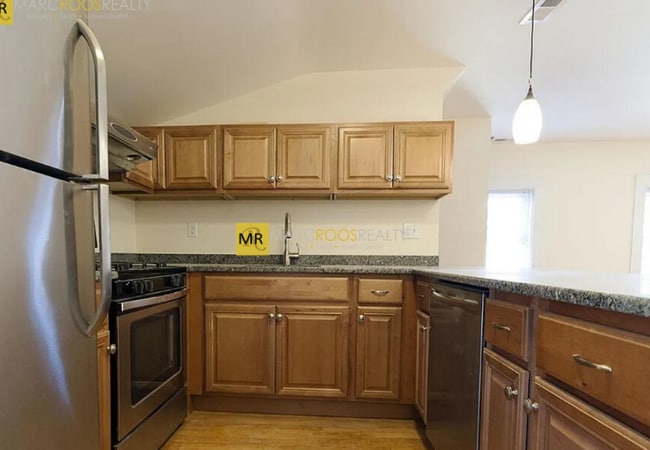 Photo - 34 Bentley St Unit 2