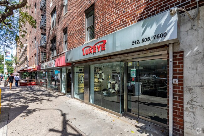 Photo - 201 E 15th St