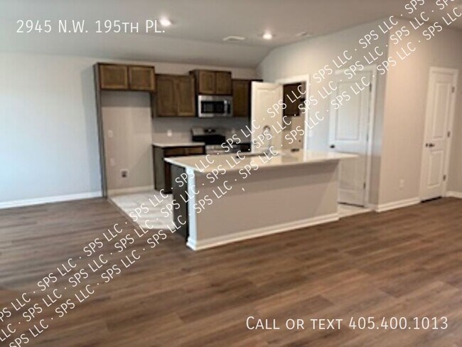 Photo - 2945 NW 195th St