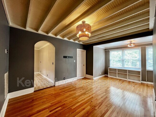 Photo - 904 Boylston St