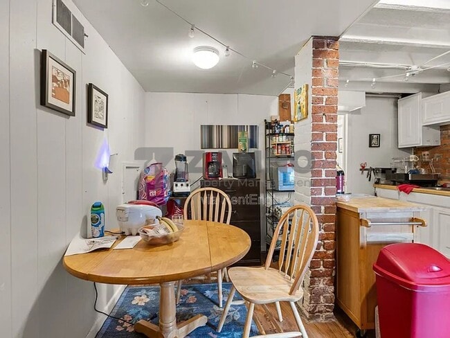 Photo - 35 Bowen St Unit 1A