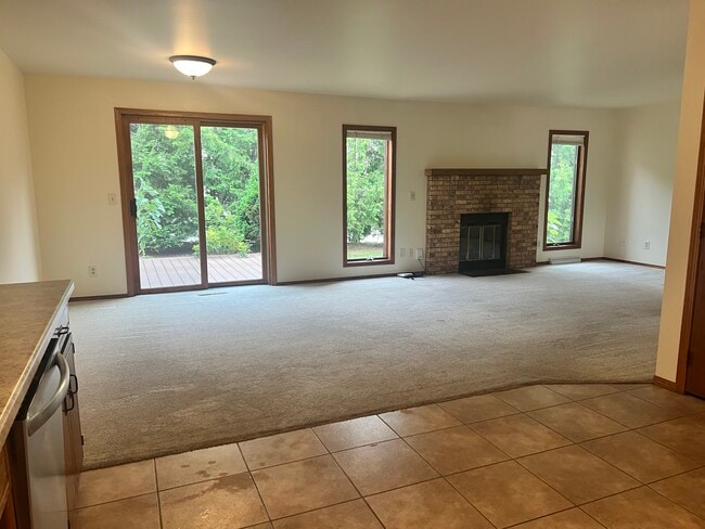Photo - 23 Hollyhock Ct