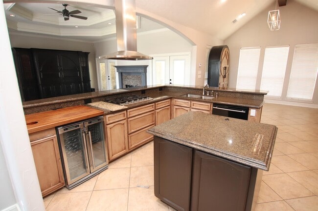Photo - 7950 Riviera Ct