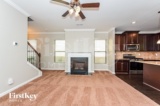 225 Emporia Loop