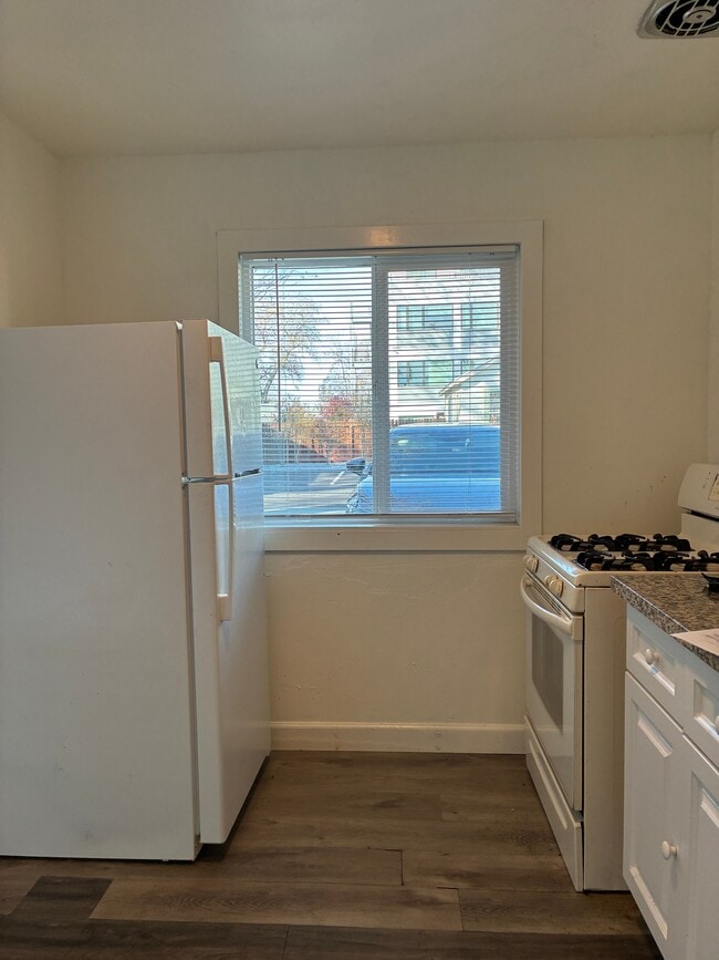 Photo - 416 3rd St Unidad #1