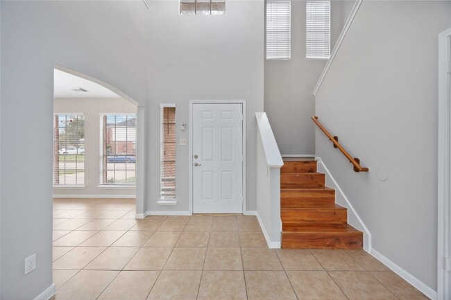 Photo - 16710 Cheshire Pl Dr