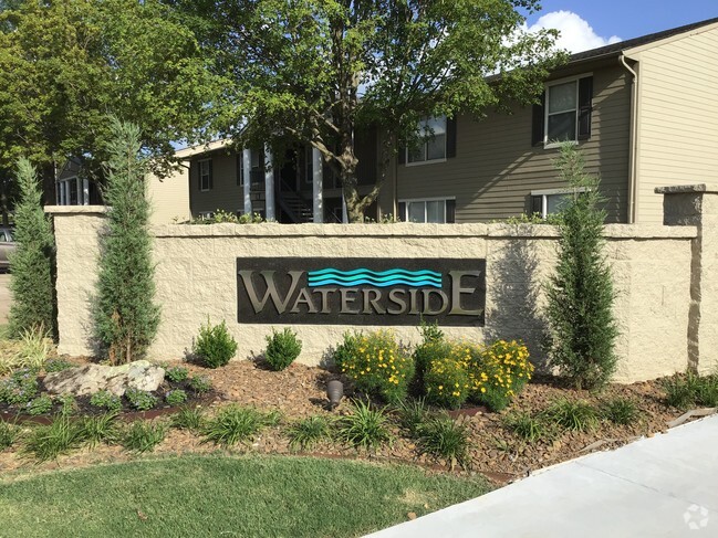 Waterside Apartments - Waterside Apartments