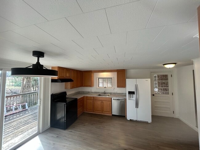 Cocina - 1520 Harvey Ln