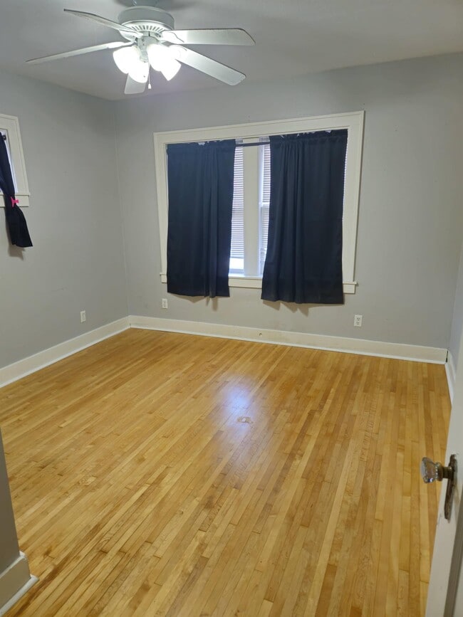 Photo - 1104 5th Ave S