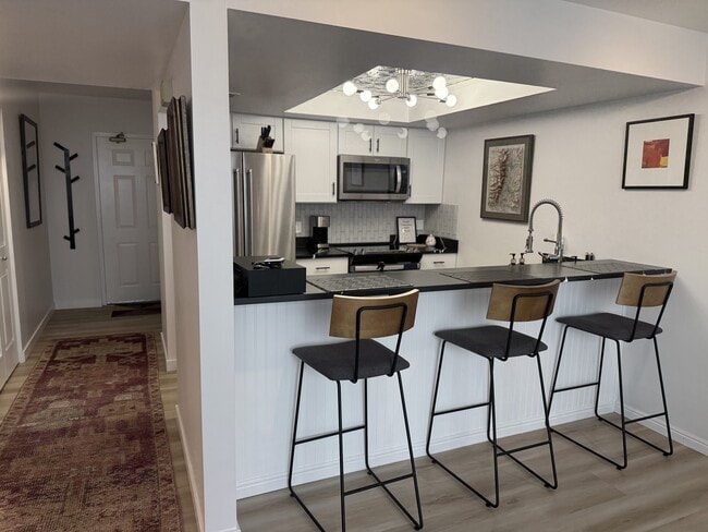 Photo - 115 S 1100 E