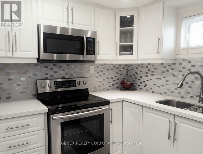 Photo - 8 Montrose Pl