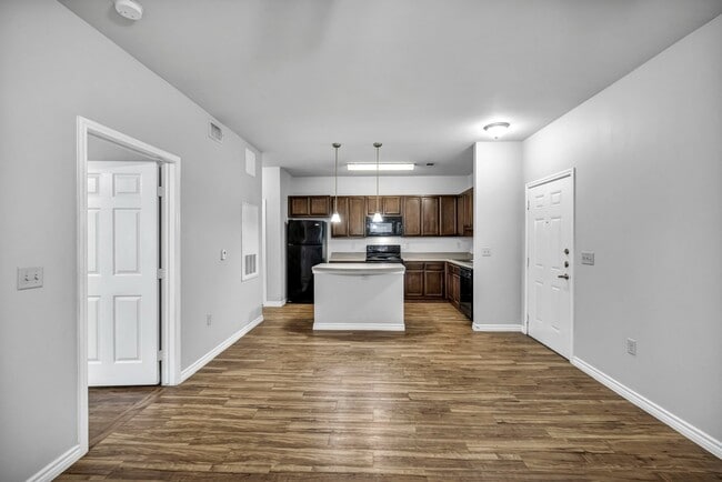 Photo - Reserve at Jones Road