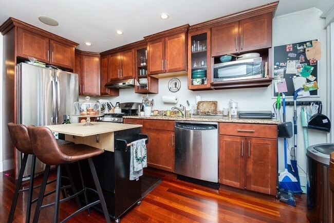 Photo - 632 E Broadway Unidad 4