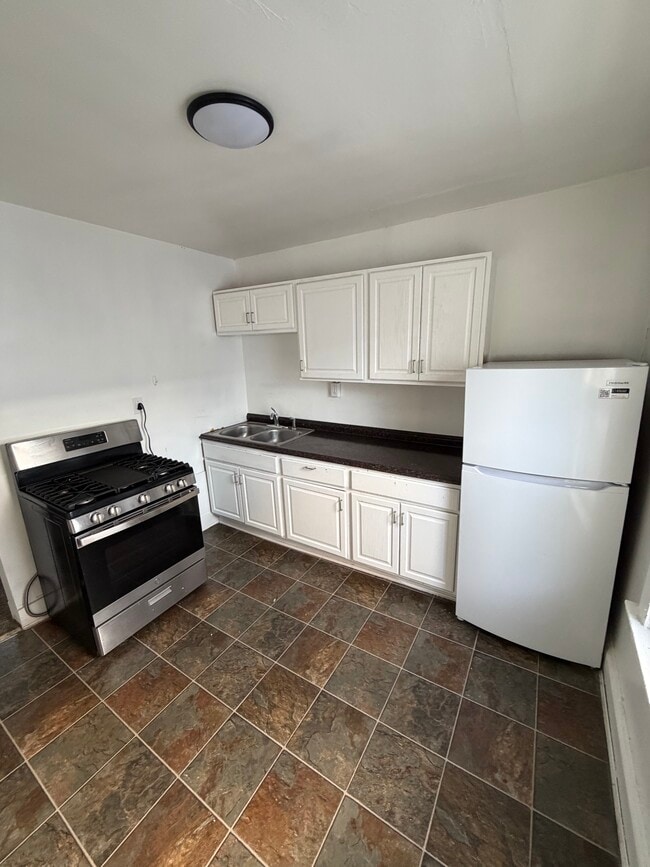 346 Clinton St Unit 1