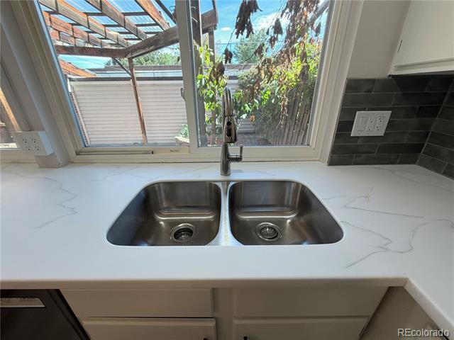 529 S Xenon Ct