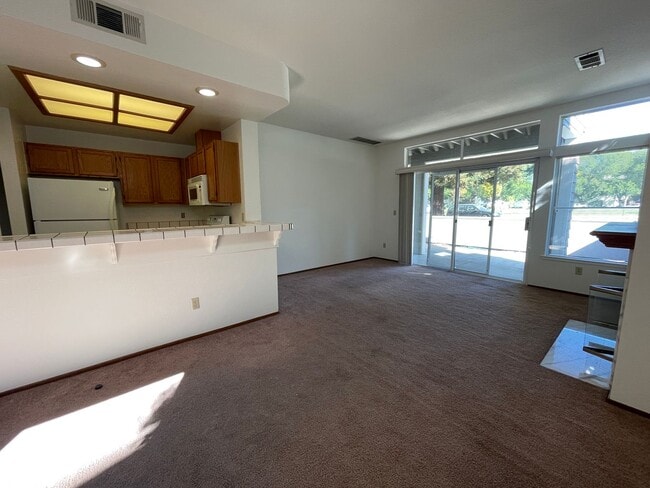 Photo - Private 2bd/1ba Condo with 1 car garage - Available Now!