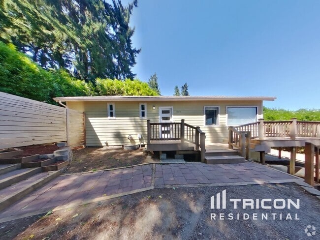 Building Photo - 5555 Madrona Ave NE Rental