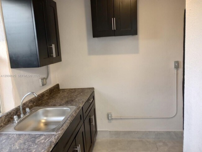 Photo - 1241 Dr Martin Luther King Jr Blvd Unit 4