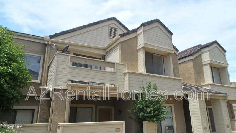 Photo - 2035 S Elm St