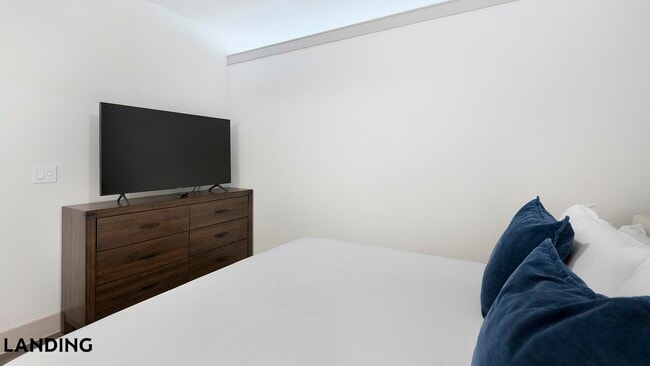 Photo - 3383 Cedarplaza Ln Unit 2215