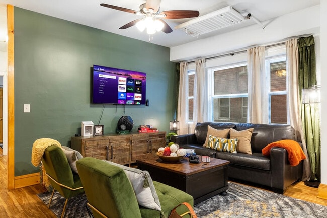 Building Photo - 2681 Euclid Heights Blvd Rental