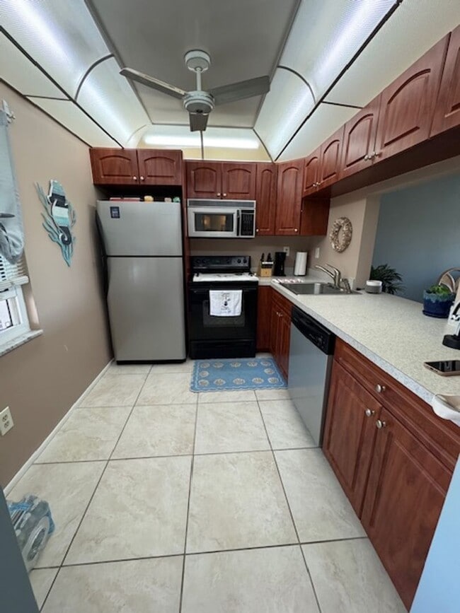 Photo - 1 bedroom 1 bathroom Seasonal rental in Seven Lakes