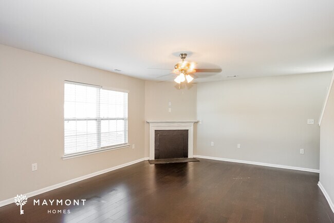 Photo - 1402 Kent Downs Ave SW