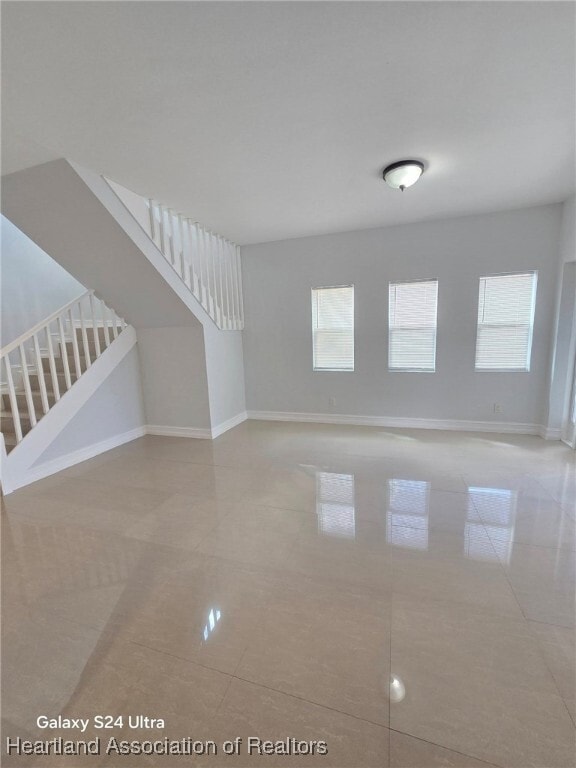 Photo - 359 Flamingo Rd NE