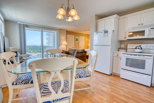 Photo - 5800 Bonita Beach Rd SW Unidad FL7-ID1226383P