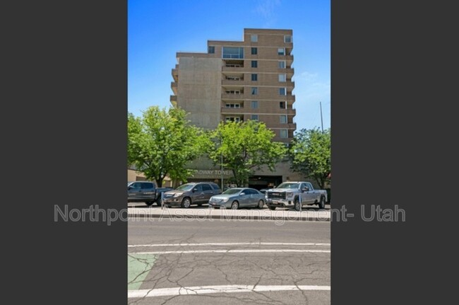 Photo - 230 E Broadway Unidad Apt 506