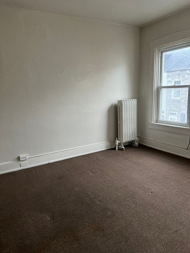 Photo - 605 High St Unit 1