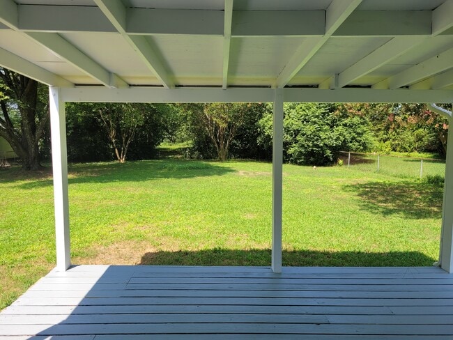 Photo - 21612 Hudson St