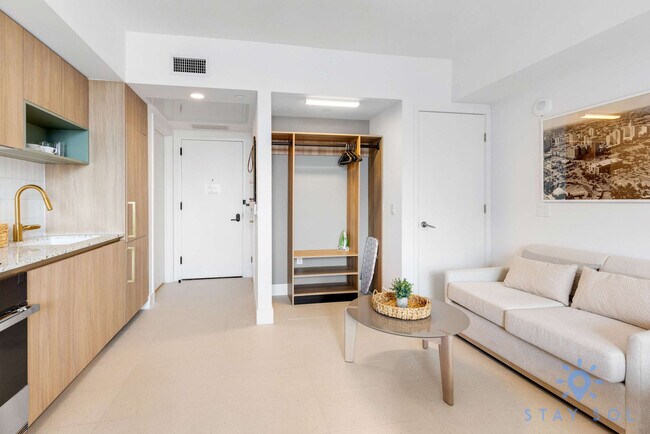 Photo - 601 NE 1st Ave Unidad ID1227537P