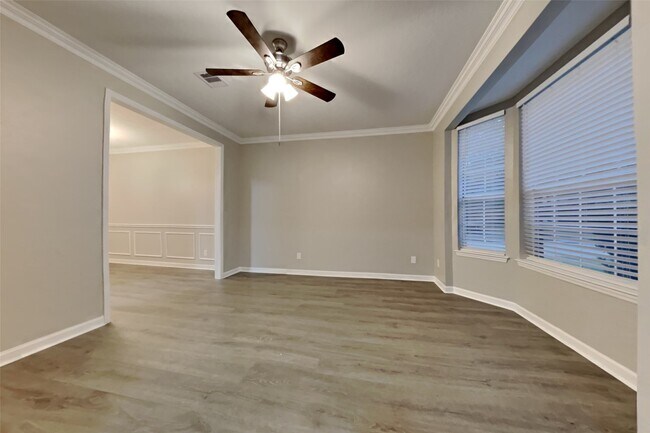 Photo - 5202 Heathervale Ct