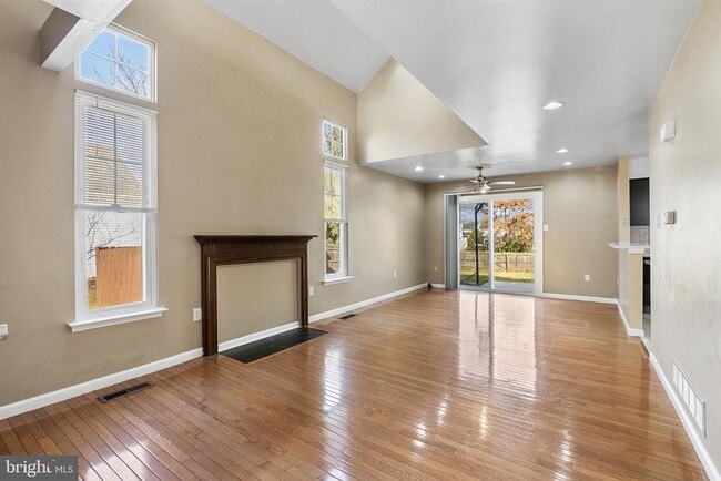 Photo - 2673 Jean Dr