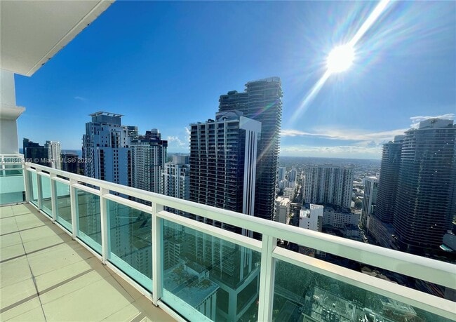 Building Photo - 951 Brickell Ave Unit 4307 Rental