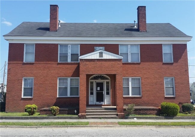 Building Photo - 406 N Walnut St