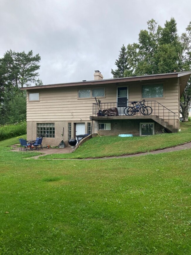 Photo - 1618 Maple Grove Rd Unidad Lower