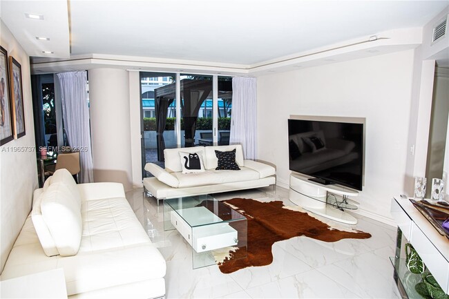 Photo - 16445 Collins Ave Unidad 425