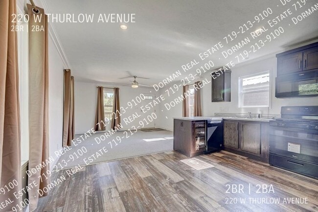 Photo - 220 Thurlow Ave