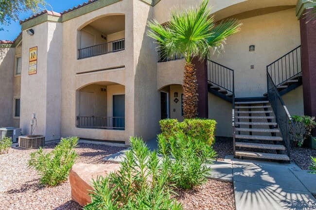 Photo - 2 Bedroom/2 Bathroom Condo in Quiet Gated ... Unit 1059