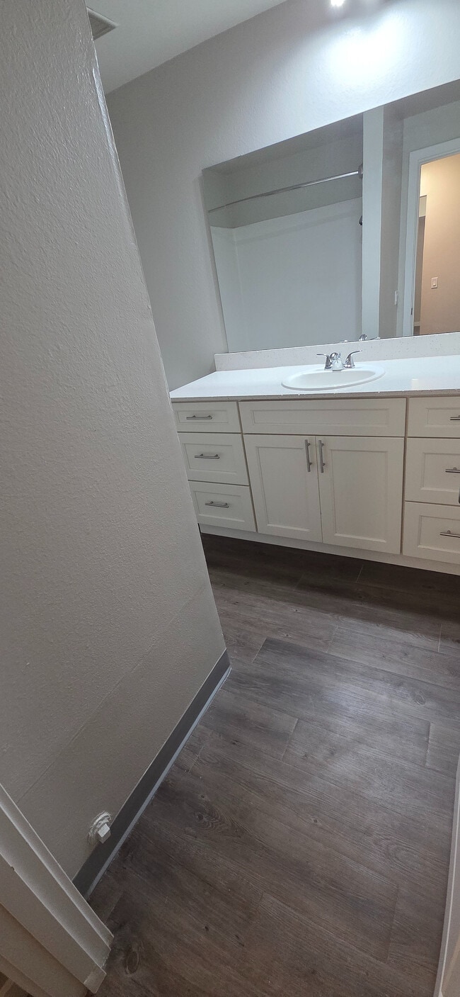 Edge North Apartments - The Edge North