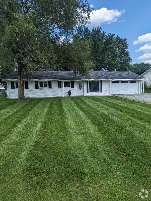 Building Photo - 129 Robinhood Dr Rental
