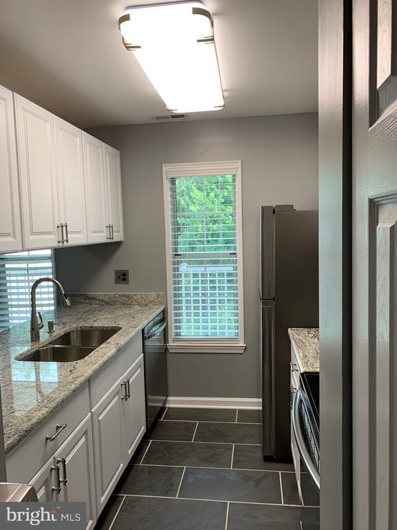 Photo - 809 Willings Way