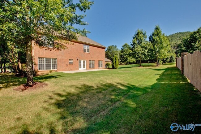 Photo - 2801 Centerridge Rd SE