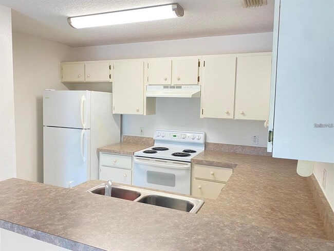 Photo - 345 E Ohio Ave