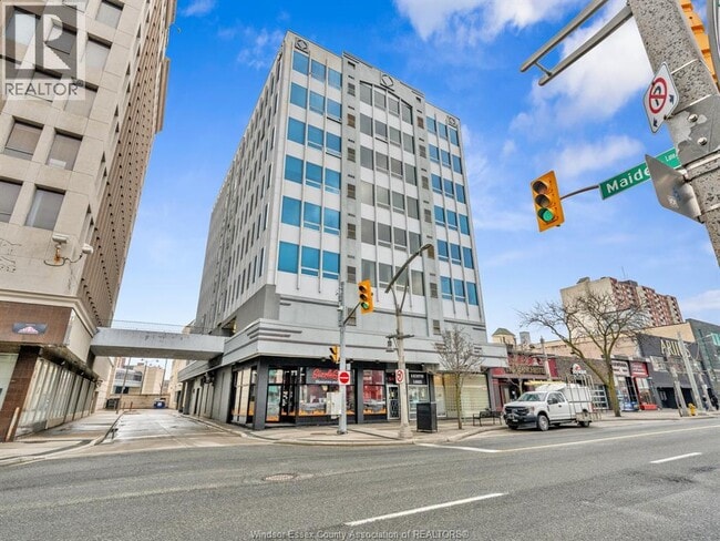 Photo - 540 Ouellette Ave Unité 5D