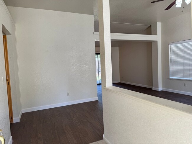 8160 Clarion Cir