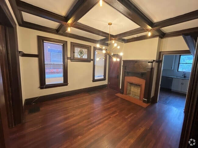Building Photo - 1702-1704 Bryden Rd Unit 1702 Rental