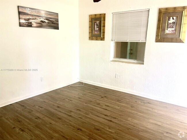 Building Photo - 2247 Simms St Unit 6 Rental